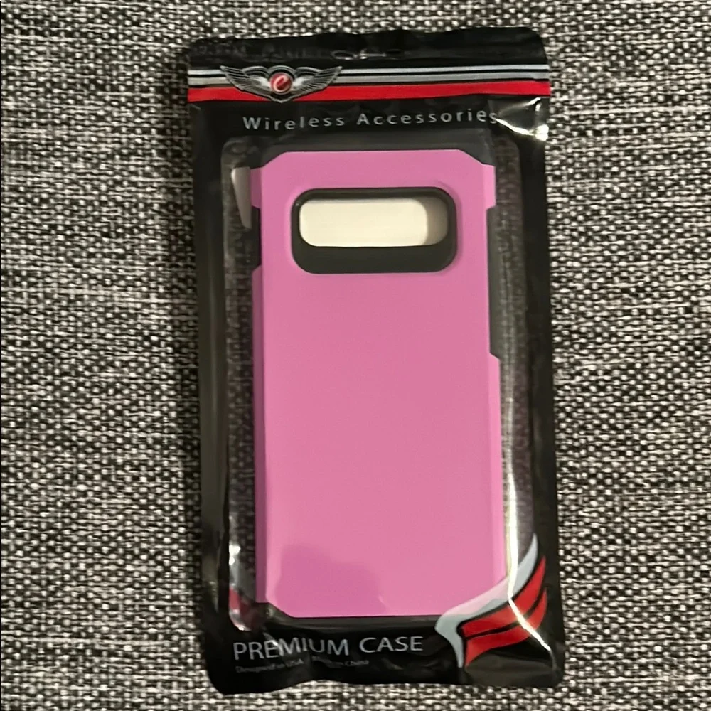 Samsung S10+ Pink Phone Case with Two-Tone Design and Durable Material